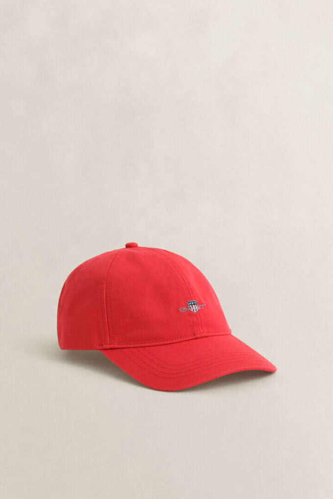 Boné em sarja de algodão com escudo