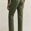 Calças chino elegantes de corte regular