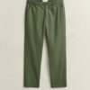 Calças chino elegantes de corte regular