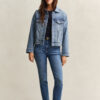 Calças de Jeans justas e curtas
