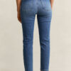Calças de Jeans justas e curtas