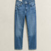 Calças de Jeans justas e curtas