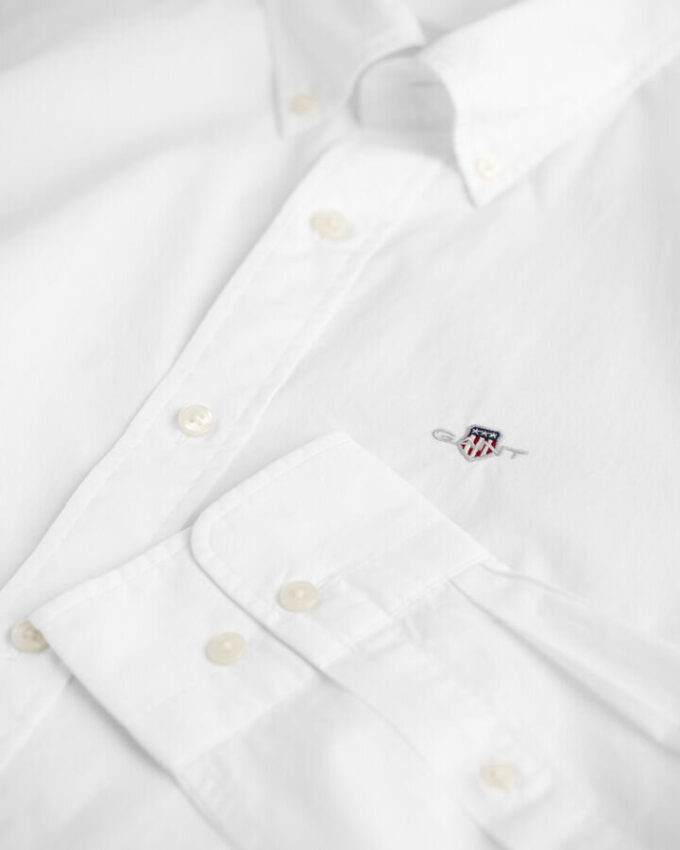 Camisa clássica de popelina de corte justo