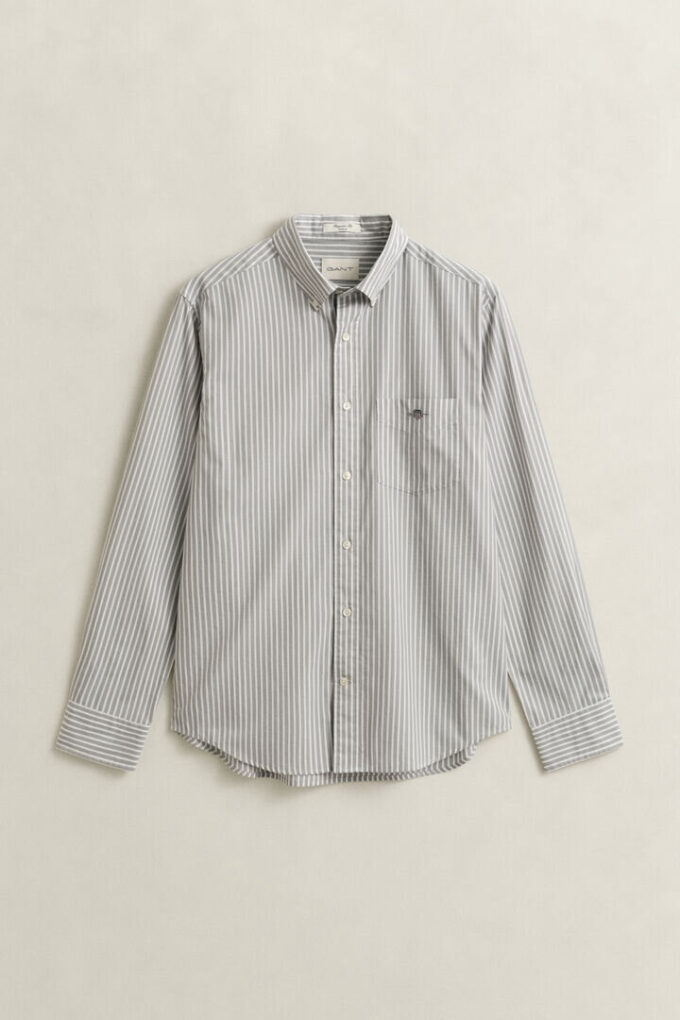 Camisa clássica de popelina às riscas