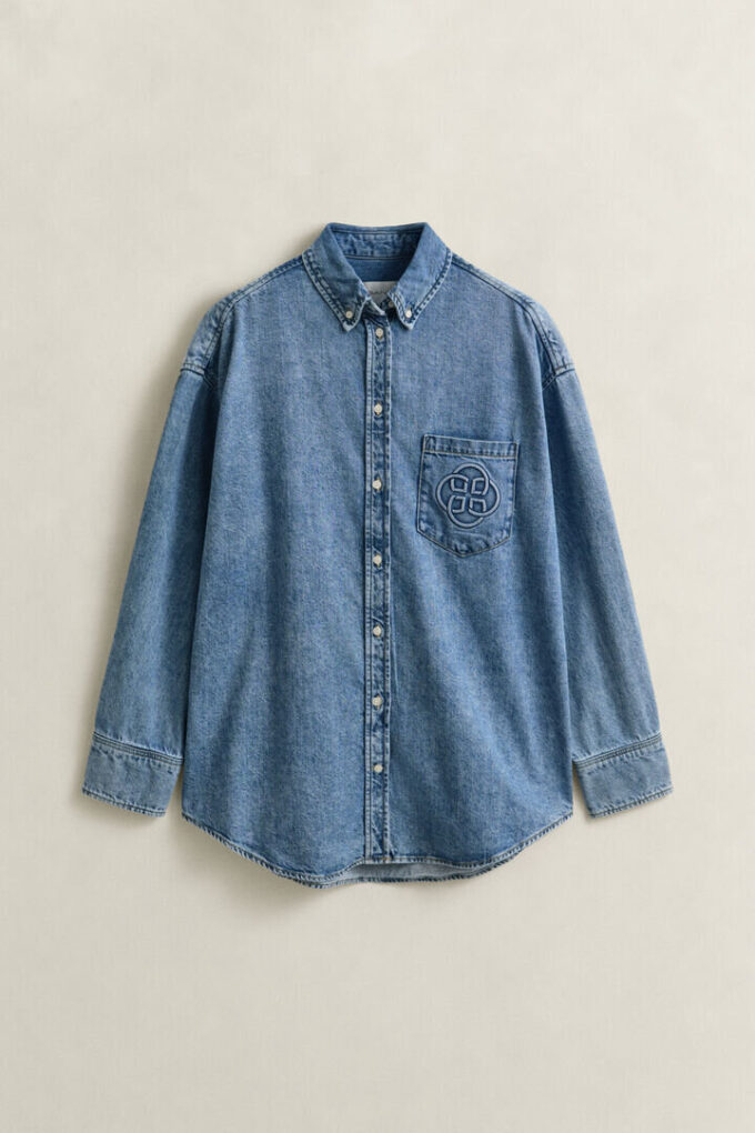 Camisa de ganga bordada