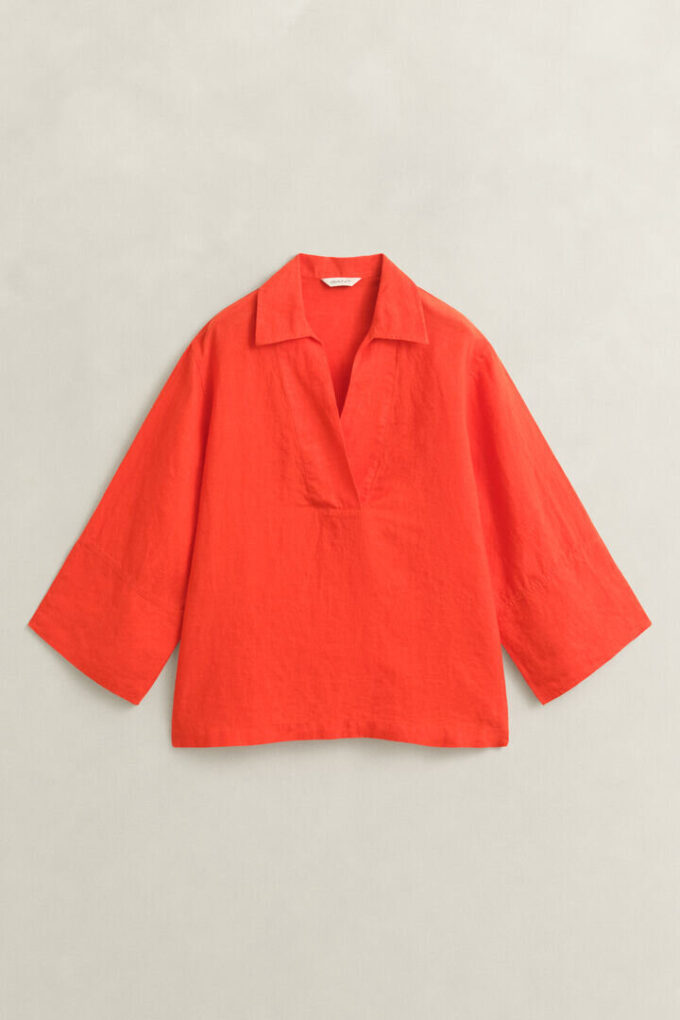 Camisa de linho com gola de encaixe