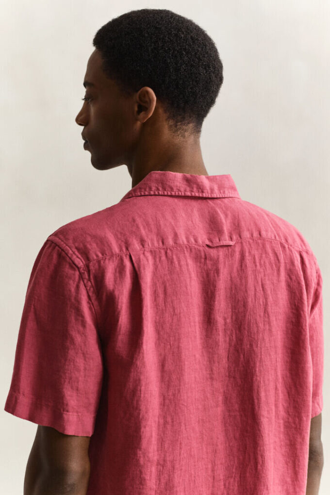 Camisa de linho de manga curta