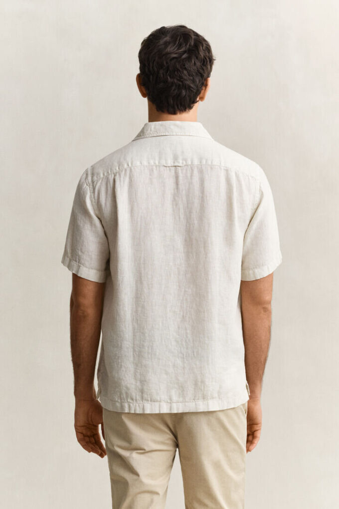 Camisa de linho de manga curta