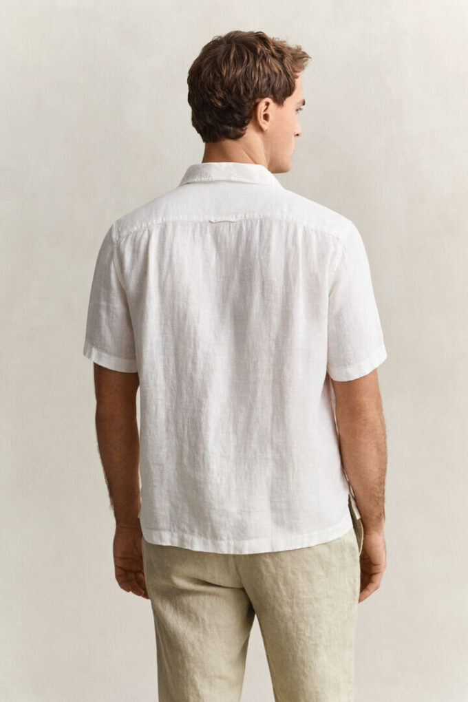Camisa de linho de manga curta