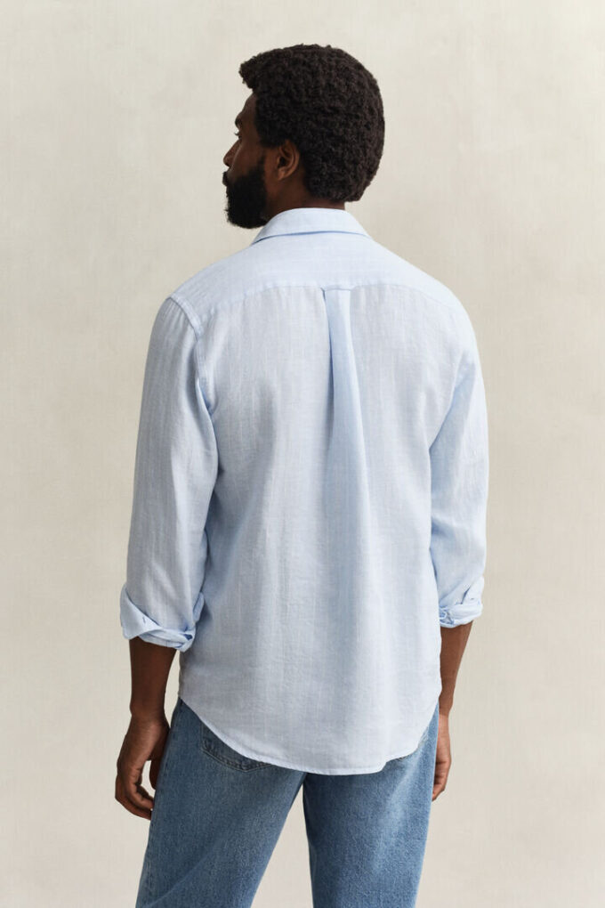 Camisa de linho às riscas