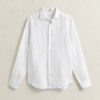 Camisa de linho às riscas