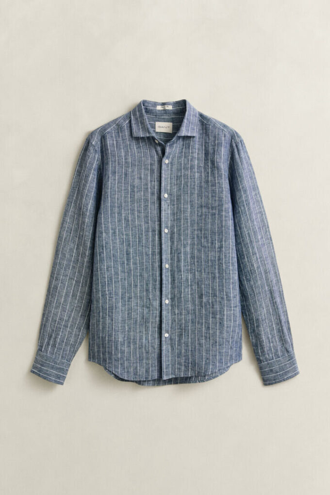 Camisa de linho às riscas