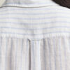Camisa de linho às riscas com corte descontraído