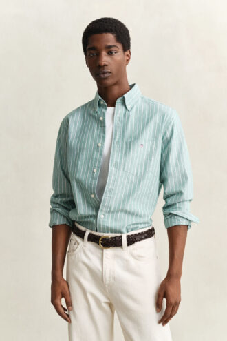 Camisa Oxford clássica às riscas