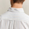Camisa Oxford clássica às riscas