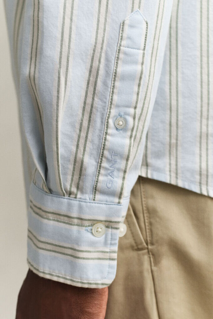 Camisa Oxford com riscas do arquivo