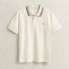 Camisa polo com gola com detalhes
