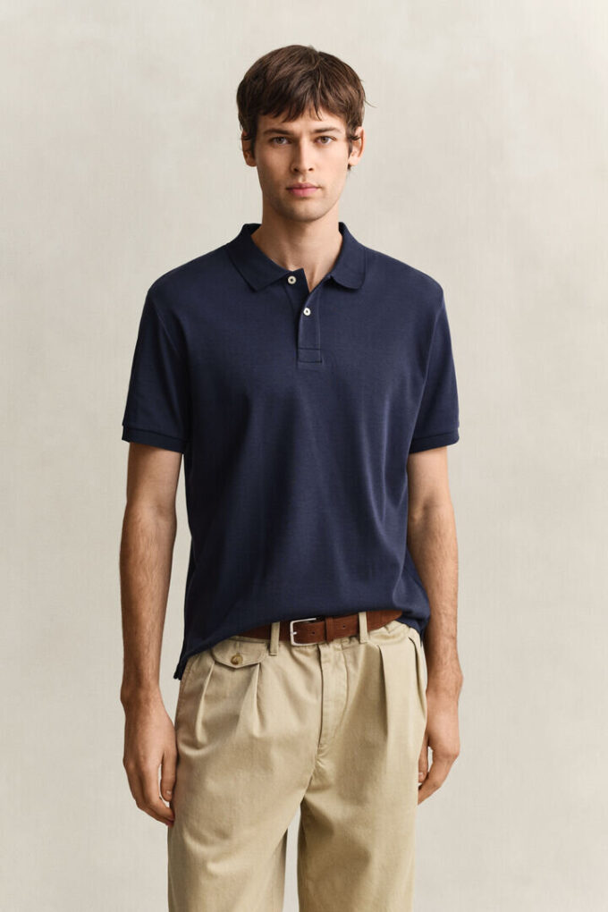 Camisa polo em malha interlock