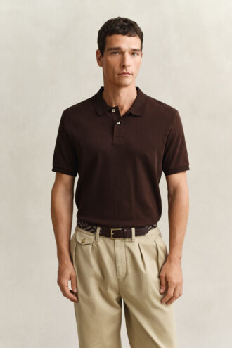 Camisa polo em malha interlock