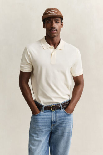 Camisa polo em malha interlock