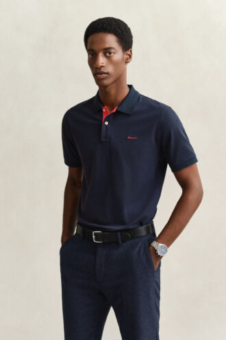 Camisa polo em piqué contrastante