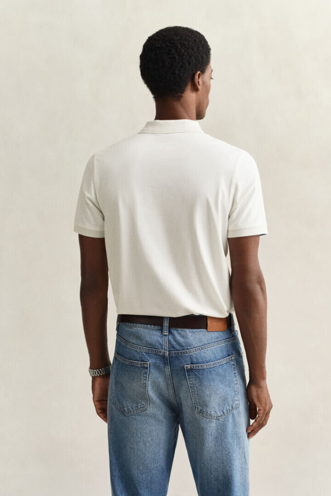 Camisa polo em piqué contrastante