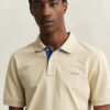 Camisa polo em piqué contrastante