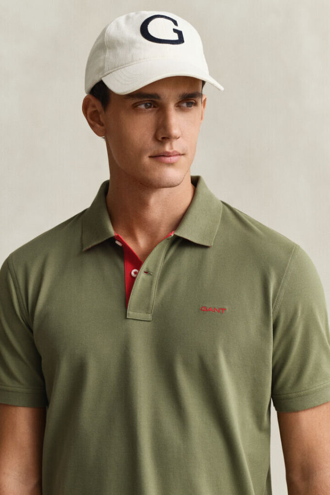 Camisa polo em piqué contrastante