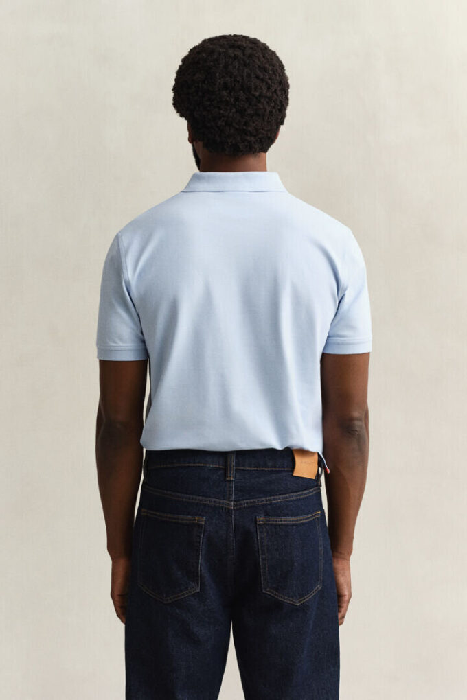 Camisa polo em piqué contrastante
