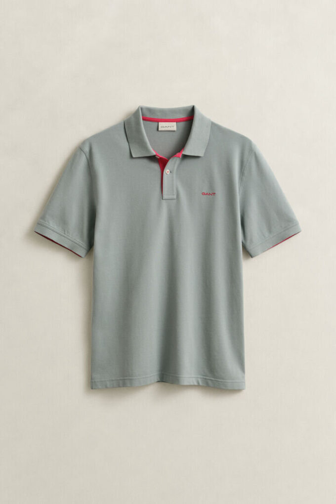 Camisa polo em piqué contrastante