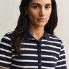 Camisa polo às riscas em piqué