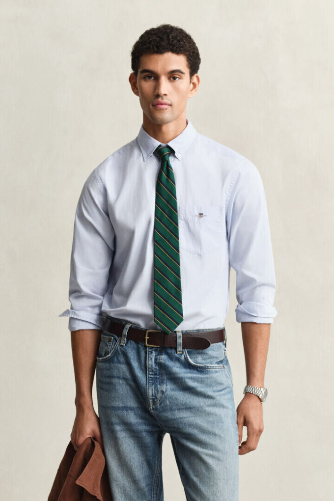 Camisas clássicas de popelina de corte regular