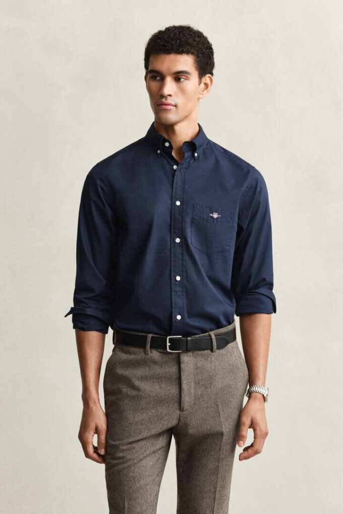 Camisas clássicas de popelina de corte regular