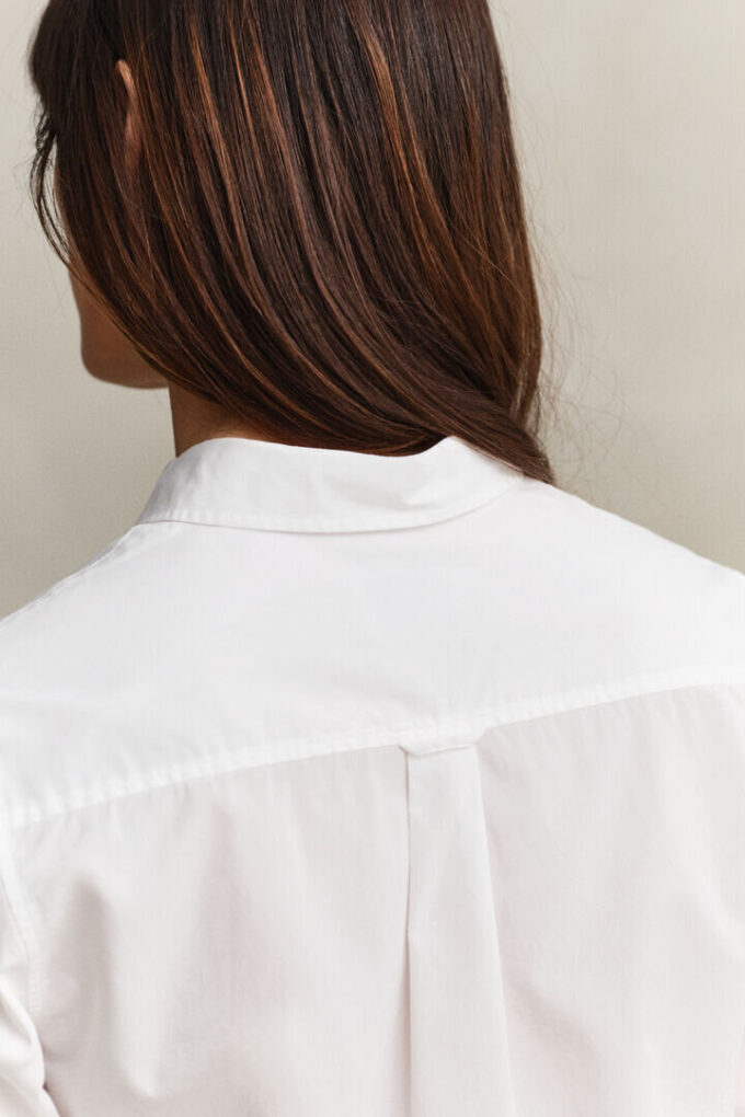 Camisas clássicas de popelina de corte regular