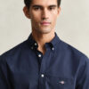 Camisas clássicas de popelina de corte regular
