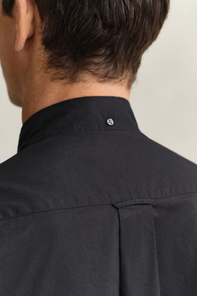 Camisas clássicas de popelina de corte regular