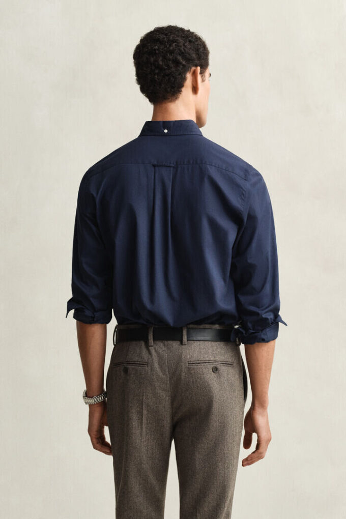 Camisas clássicas de popelina de corte regular