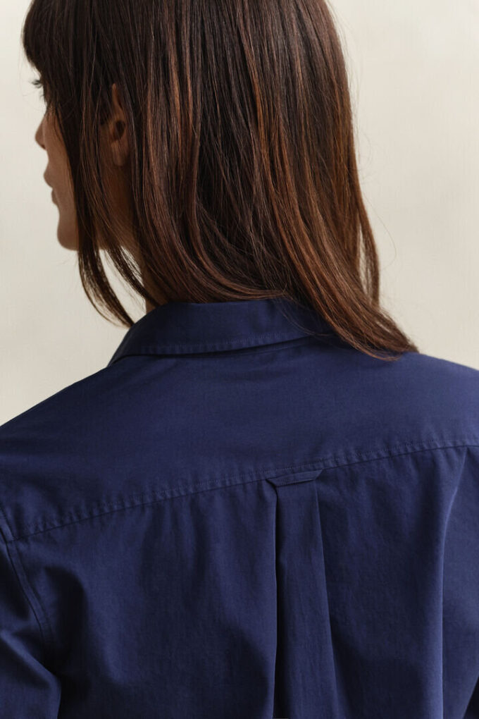 Camisas clássicas de popelina de corte regular