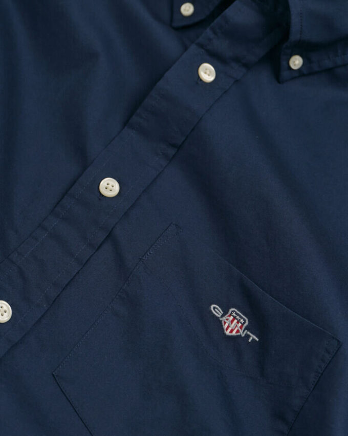 Camisas clássicas de popelina de corte regular