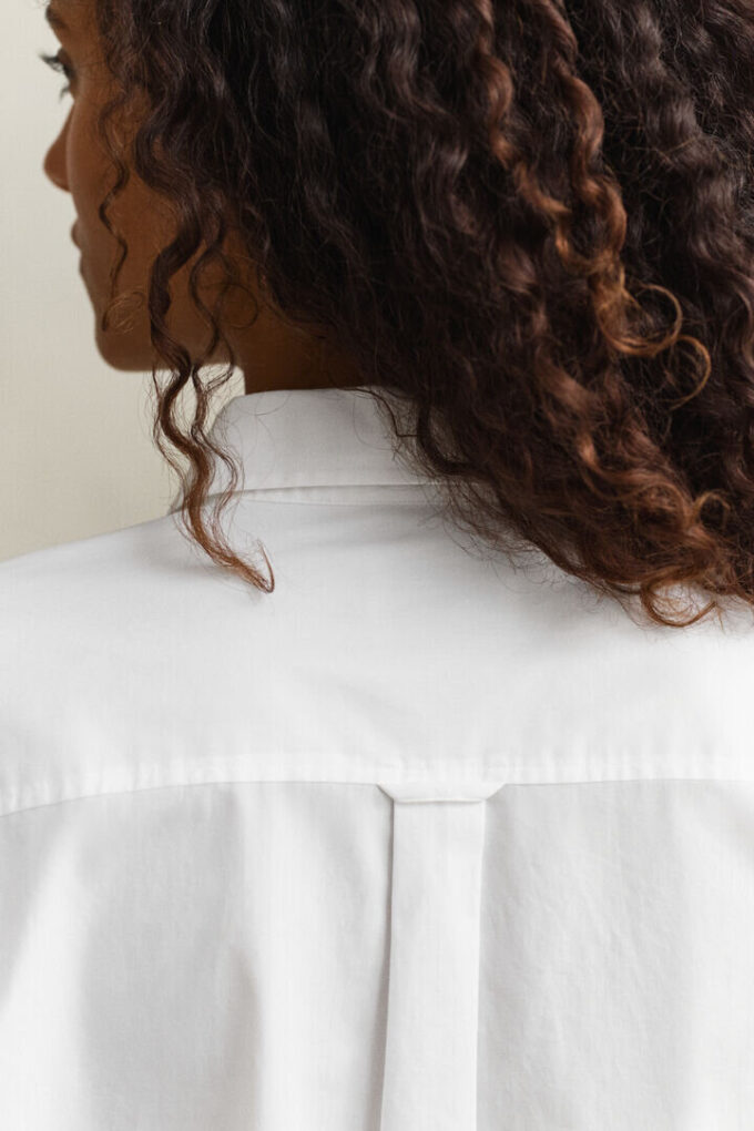 Camisas clássicas de popeline de corte descontraído