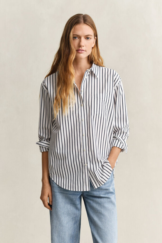 Camisas clássicas de popeline às riscas com corte descontraído