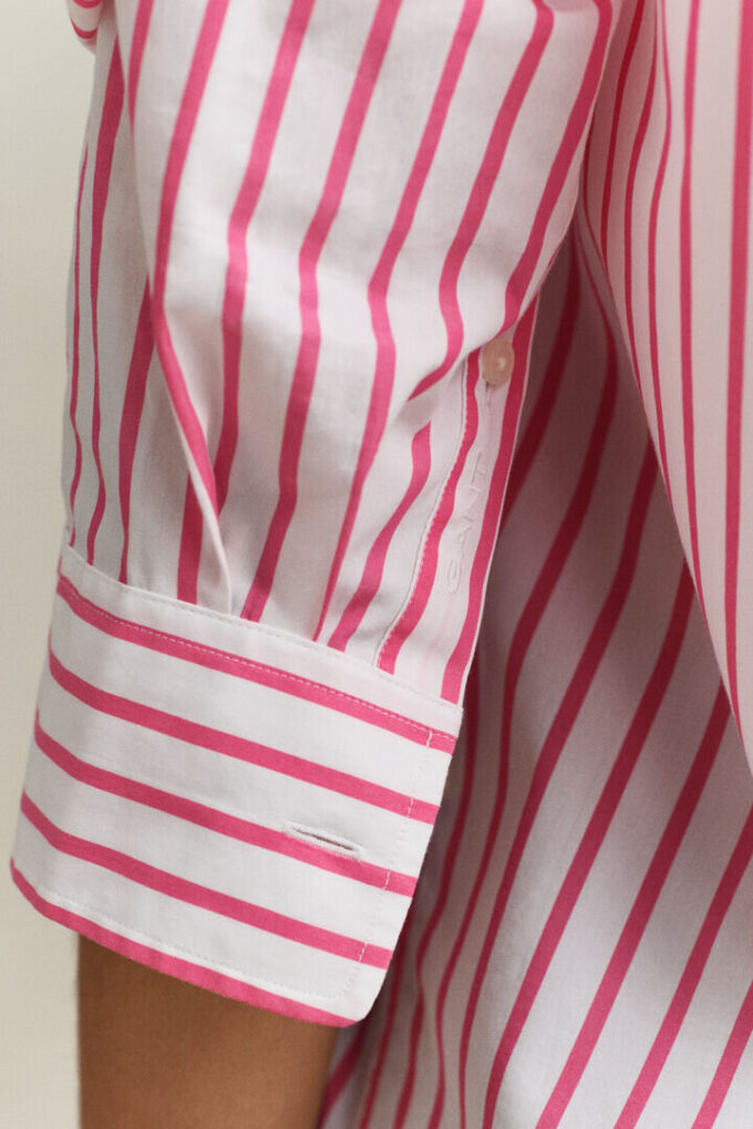 Camisas clássicas de popeline às riscas com corte descontraído