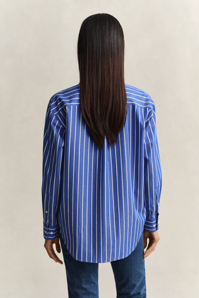 Camisas clássicas de popeline às riscas com corte descontraído
