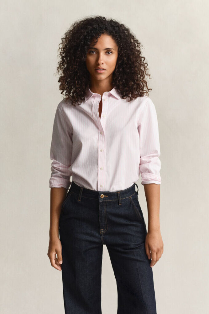 Camisas clássicas de popeline às riscas com corte regular