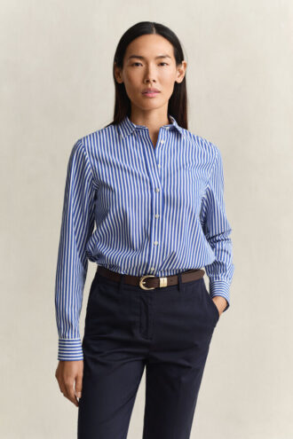 Camisas clássicas de popeline às riscas com corte regular
