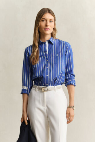Camisas clássicas de popeline às riscas com corte regular