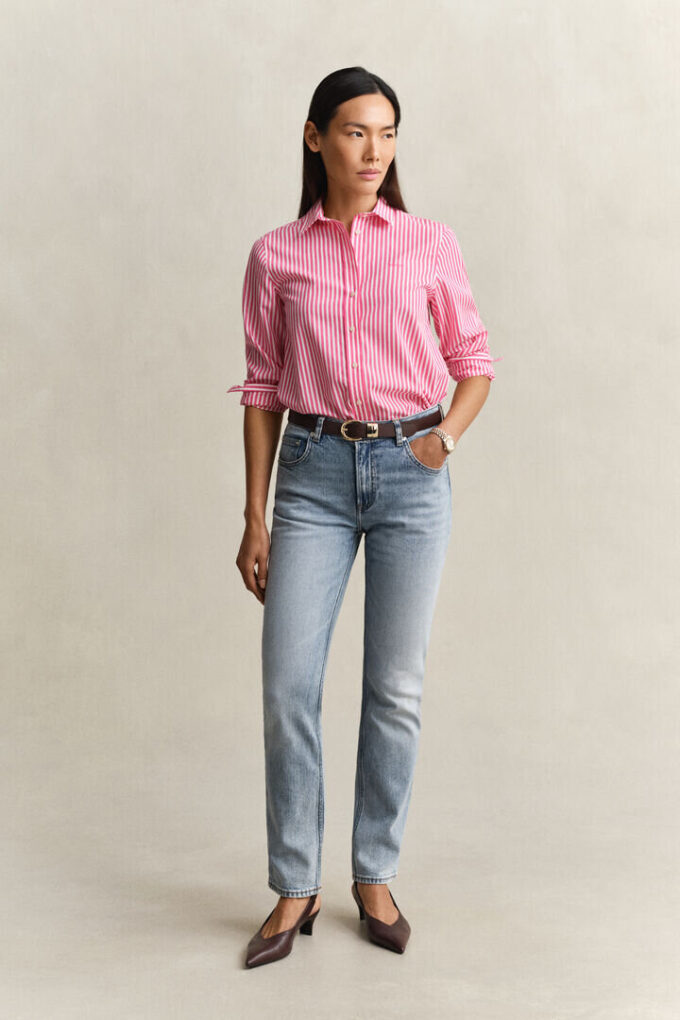 Camisas clássicas de popeline às riscas com corte regular