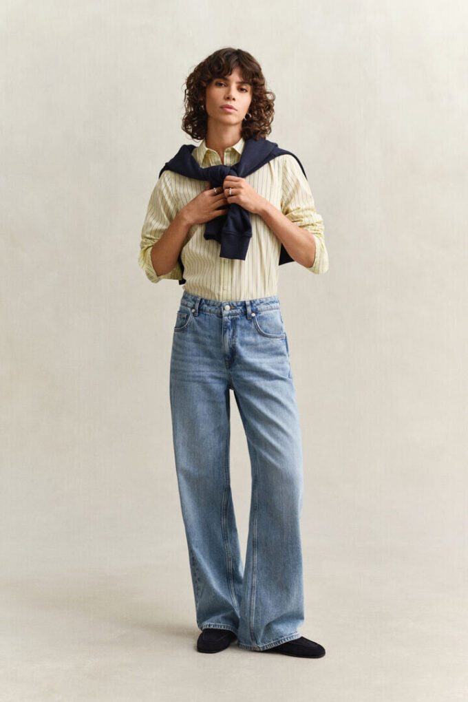 Camisas clássicas de popeline às riscas com corte regular