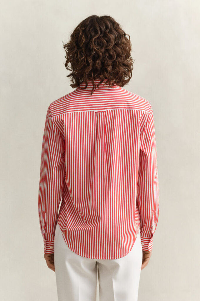 Camisas clássicas de popeline às riscas com corte regular