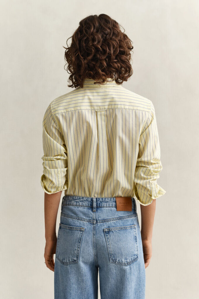 Camisas clássicas de popeline às riscas com corte regular